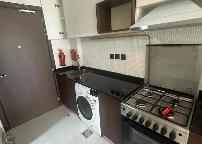 Peaceful Studio Getaway In Liwan