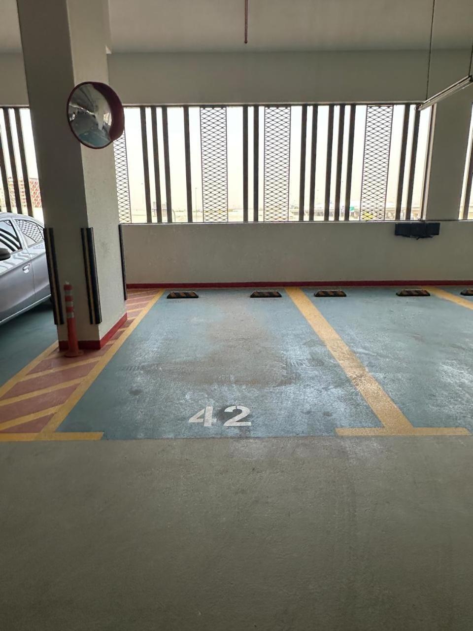 Apartment Peaceful Getaway In Liwan Dubai